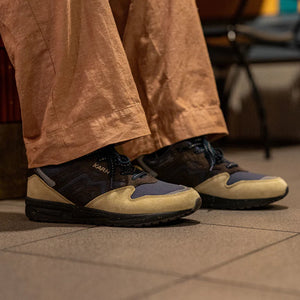 Legacy 96 pale olive green / chocolate torte