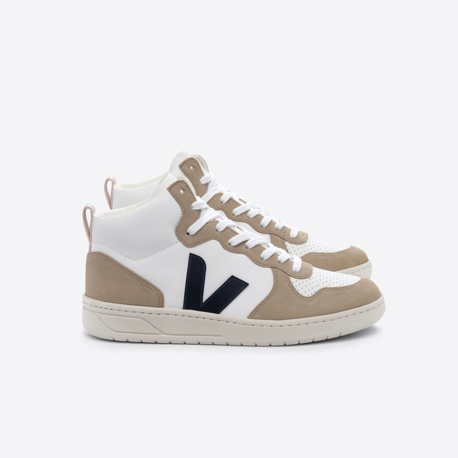 Veja V-15 extra white nautico