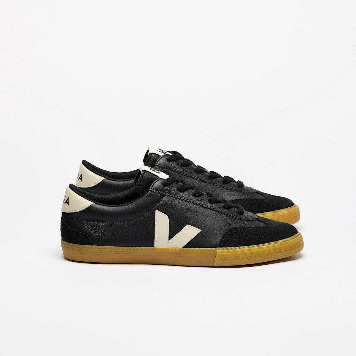Volley leather black