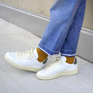 VEJA V-12 stitch kaki