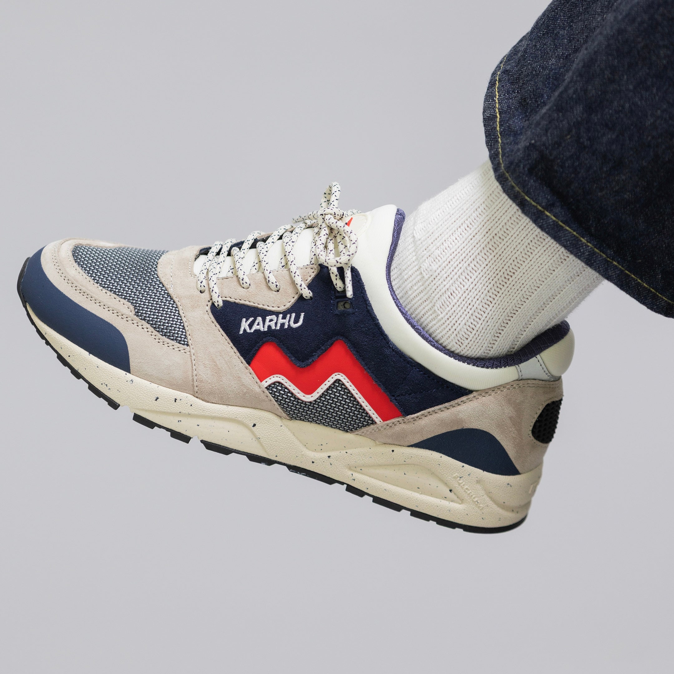 Aria 95 silver lining / fiery red