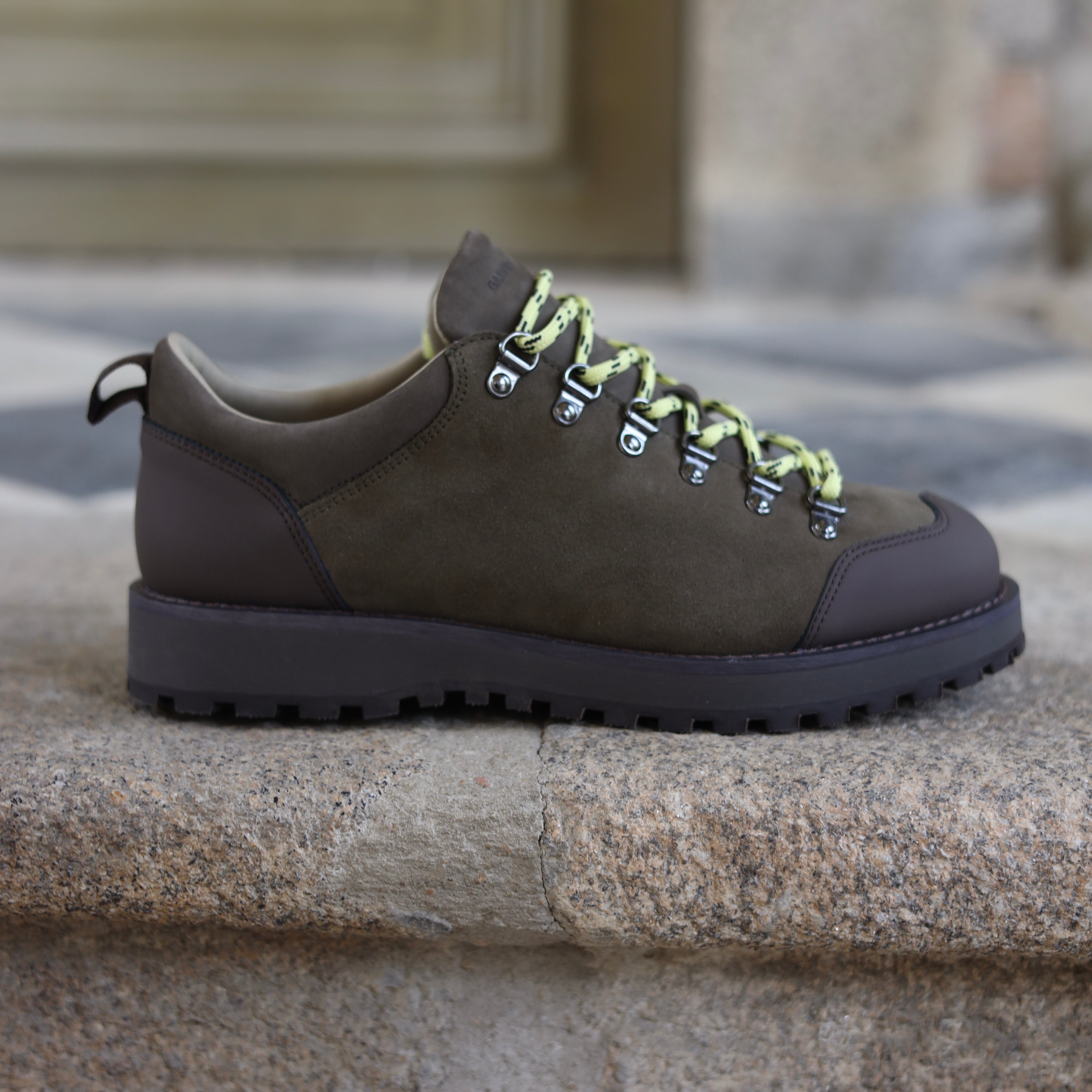 Dune - coloris bosco suede