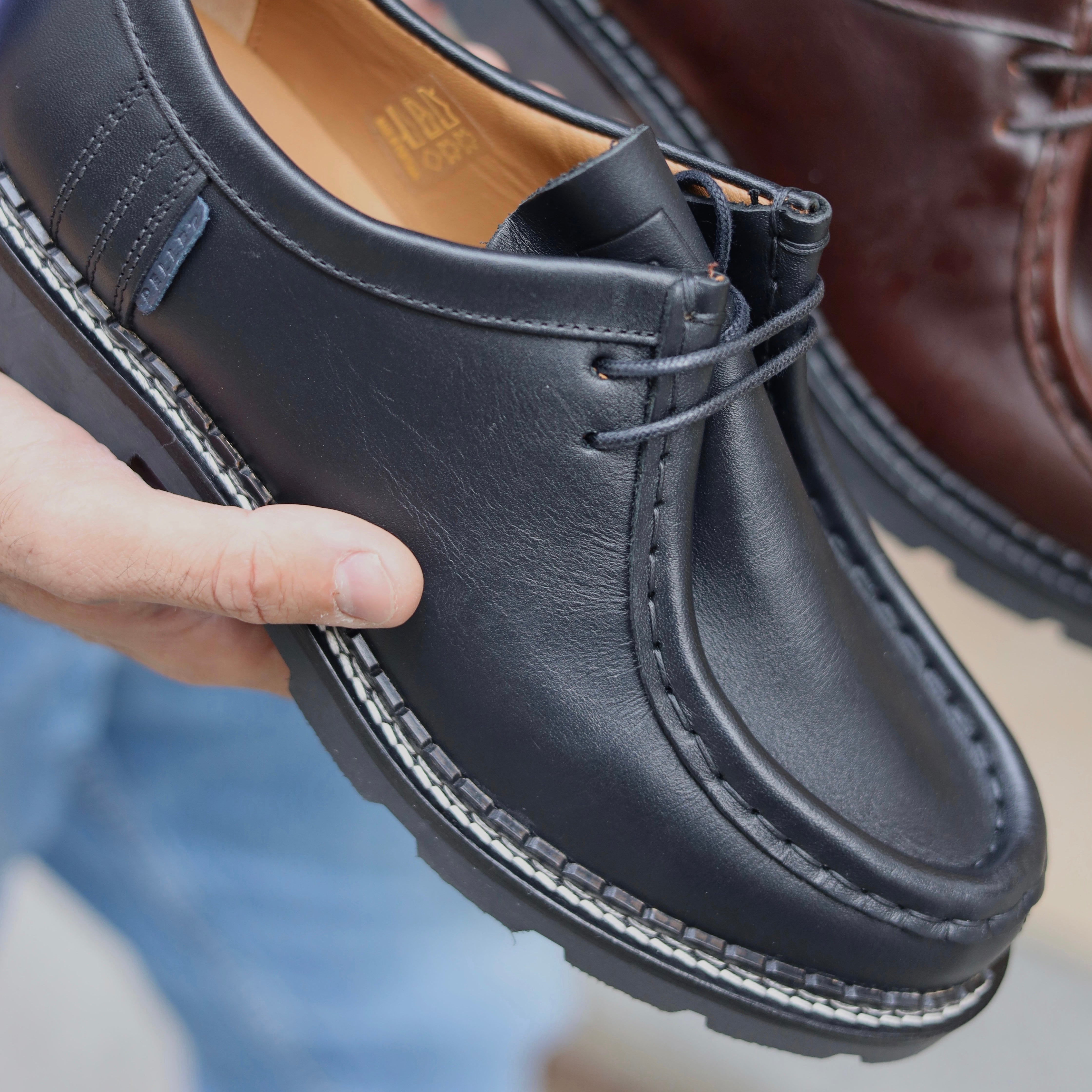 Derby noir MACHO par Pellet