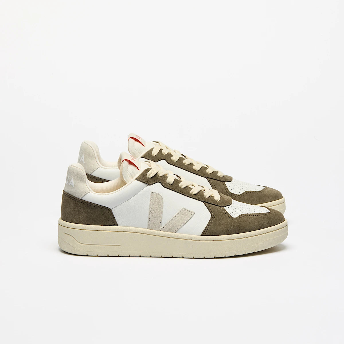 V-82 white natural kaki