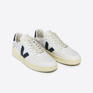 Veja V-90 extra white nautico